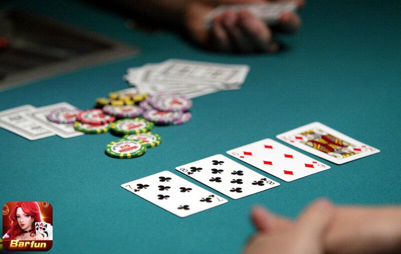 Pot cam kết có ý nghĩa gì trong Poker?