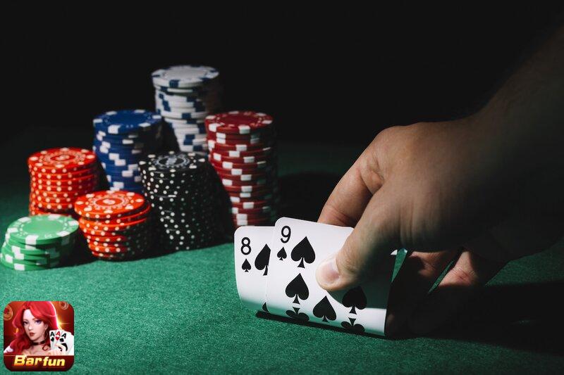Yếu tố để việc Poker Steal thành công